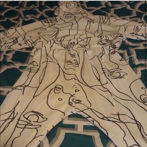 Two piece abstract drawing jogger set